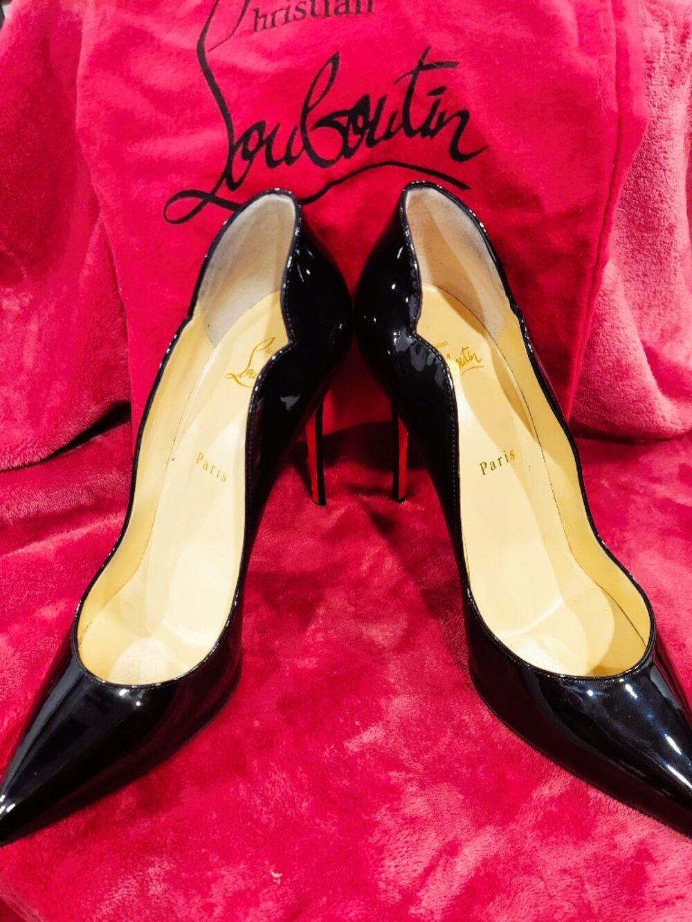 Christian Louboutin Hot Chick 100 Black Patent Pumps — Size 39.5